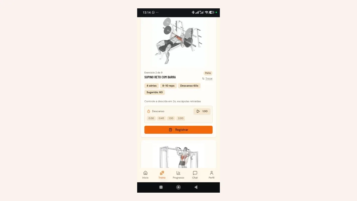 Tela do app Make4Fit com o treino do dia: o supino reto com barra, com ilustração do exercício, 4 séries de 8 a 10 repetições, descanso de 60 segundos e a carga sugerida